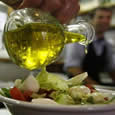 Una dieta rica en aceite de oliva puede reducir la incidencia de la obesidad, diabetes y la hipertensión, según expertos
